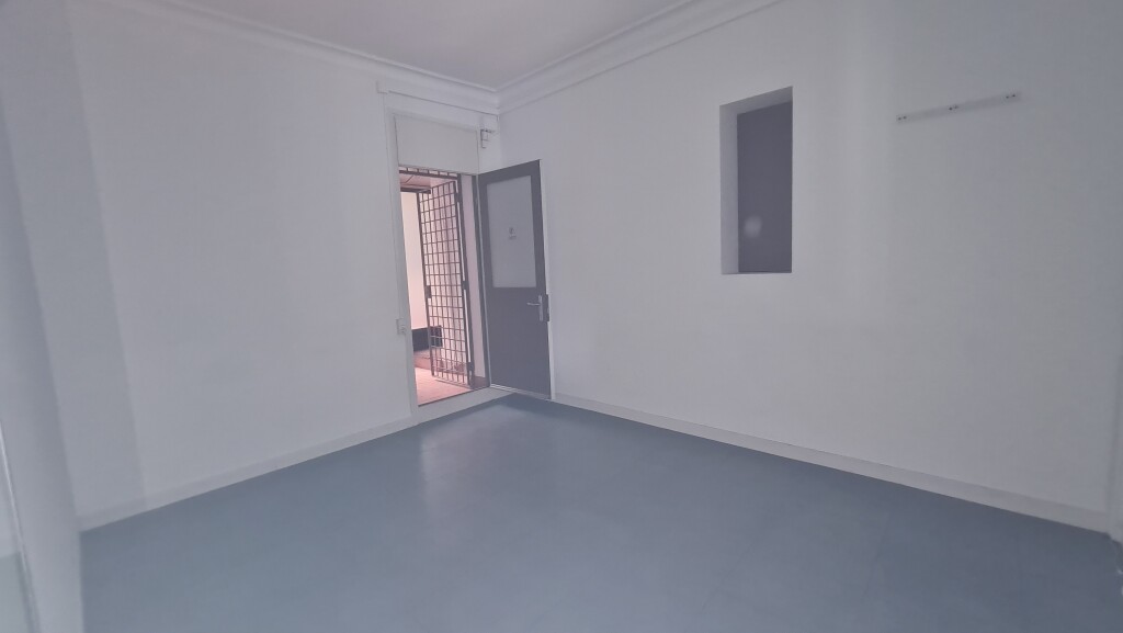 po-1236793-imagen-1-16 En alquiler Oficina de 260.00m2 en EIXAMPLE DRETA, Barcelona