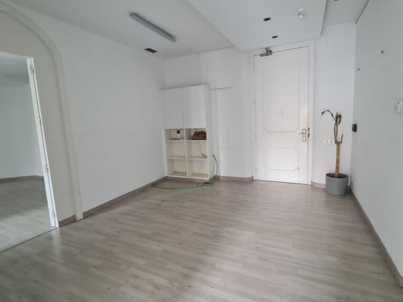 En alquiler Oficina de 260.00m2 en EIXAMPLE DRETA, Barcelona