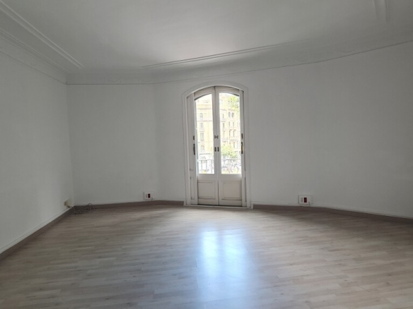 En alquiler Oficina de 260.00m2 en EIXAMPLE DRETA, Barcelona