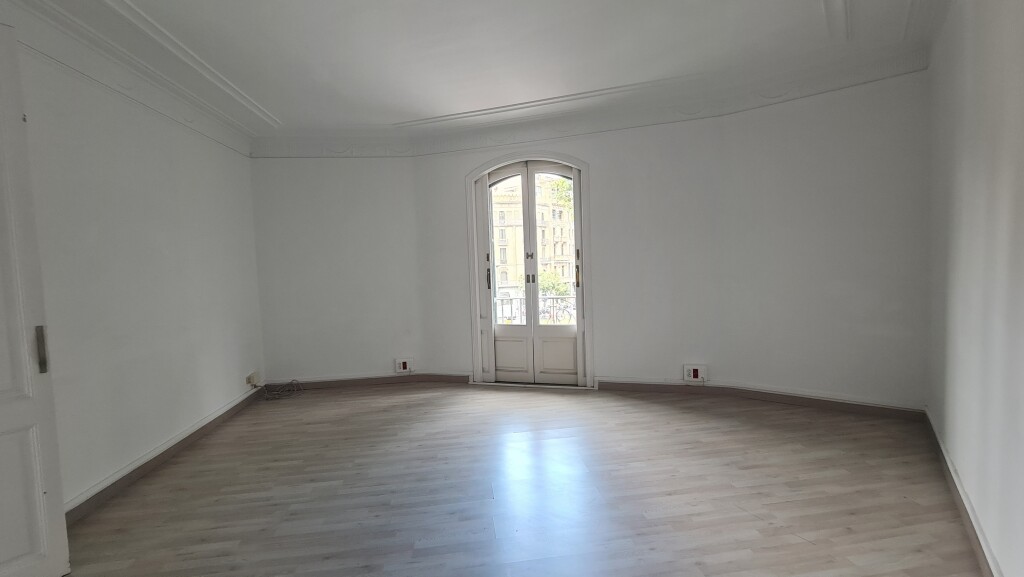po-1236793-imagen-1-27 En alquiler Oficina de 260.00m2 en EIXAMPLE DRETA, Barcelona