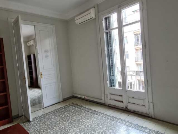 For rent Office with 319.00m2 in EIXAMPLE DRETA, Barcelona