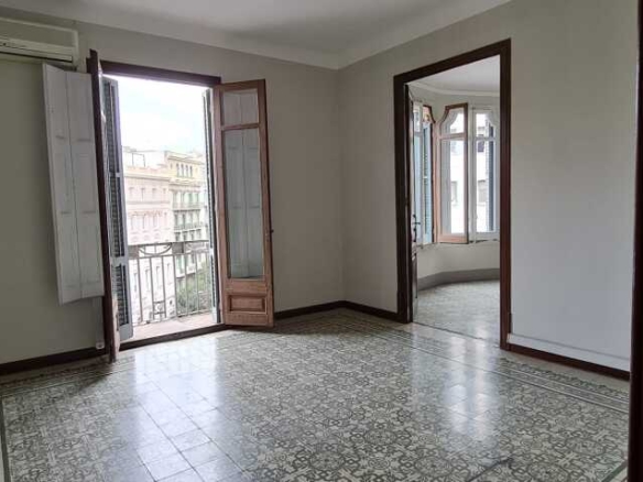 For rent Office with 319.00m2 in EIXAMPLE DRETA, Barcelona