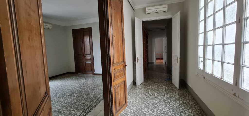 For rent Office with 319.00m2 in EIXAMPLE DRETA, Barcelona