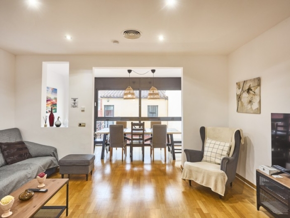 Adosada en Venta en Sant Feliu De Llobregat Barcelona CENTRE O CAN NADAL