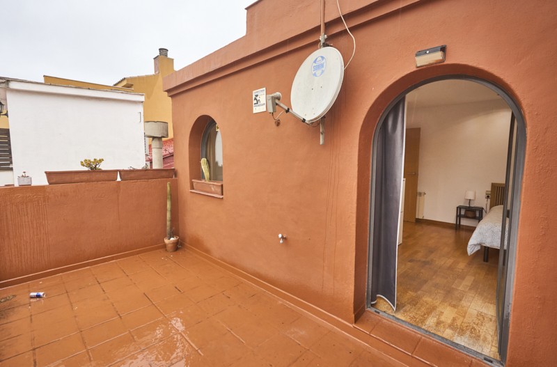En venta adosada de 290.00m2 en con VUT, Sant Feliu De Llobregat