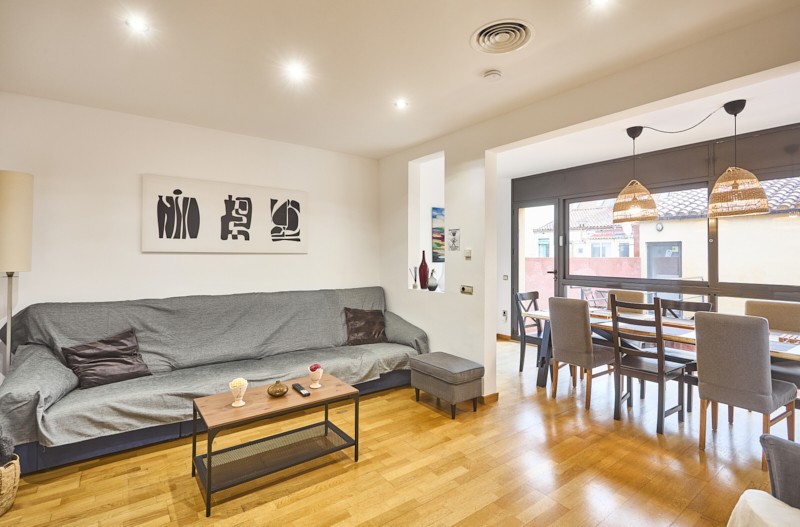 Adosada en Venta en Sant Feliu De Llobregat Barcelona CENTRE O CAN NADAL