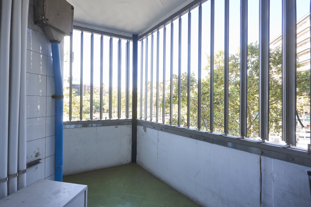 For sale Flat with 125.98m2 in EIXAMPLE ESQUERRA, Barcelona
