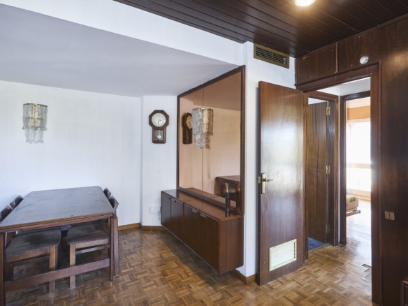 For sale Flat with 125.98m2 in EIXAMPLE ESQUERRA, Barcelona