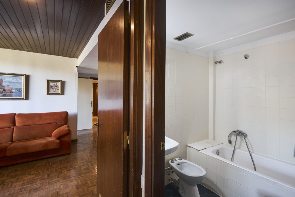 For sale Flat with 125.98m2 in EIXAMPLE ESQUERRA, Barcelona