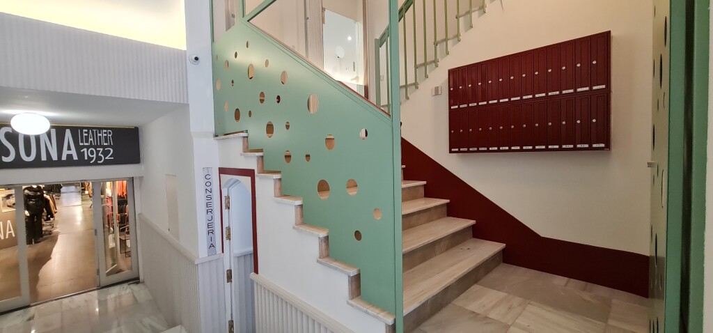 For rent Office with 75.00m2 in , Barcelona