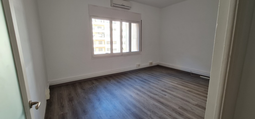 For rent Office with 75.00m2 in , Barcelona