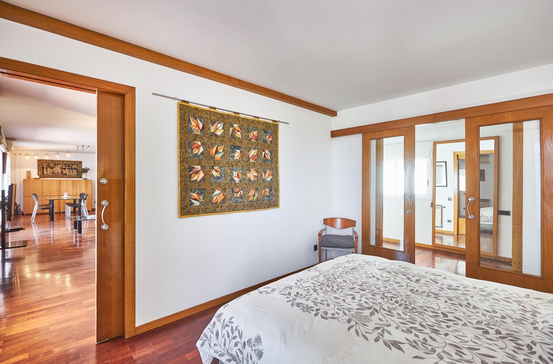 En venda Pis amb 147.00m2, a Barcelona, zona Vallcarca i els Penitents
