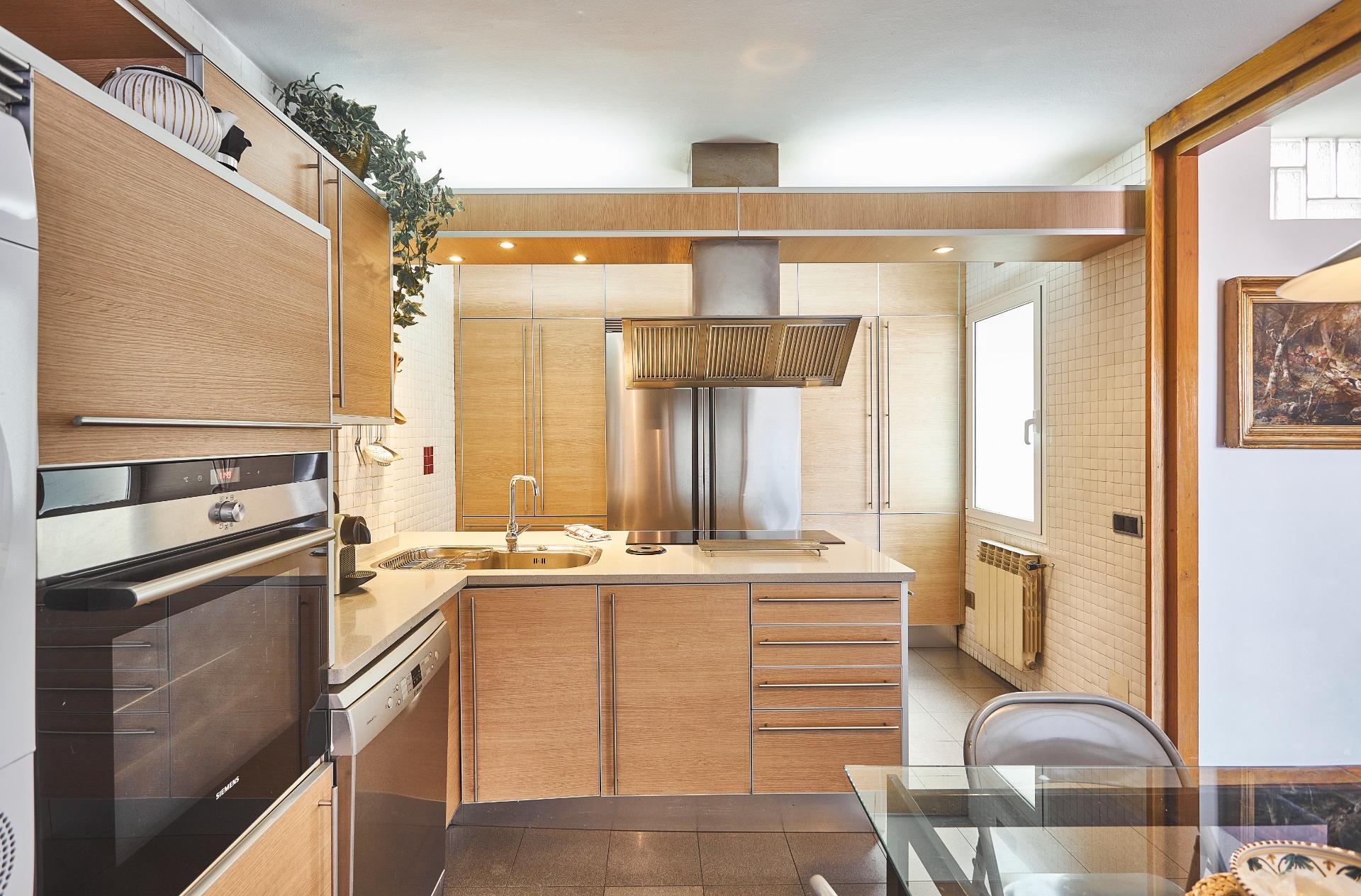En venda Pis amb 147.00m2, a Barcelona, zona Vallcarca i els Penitents