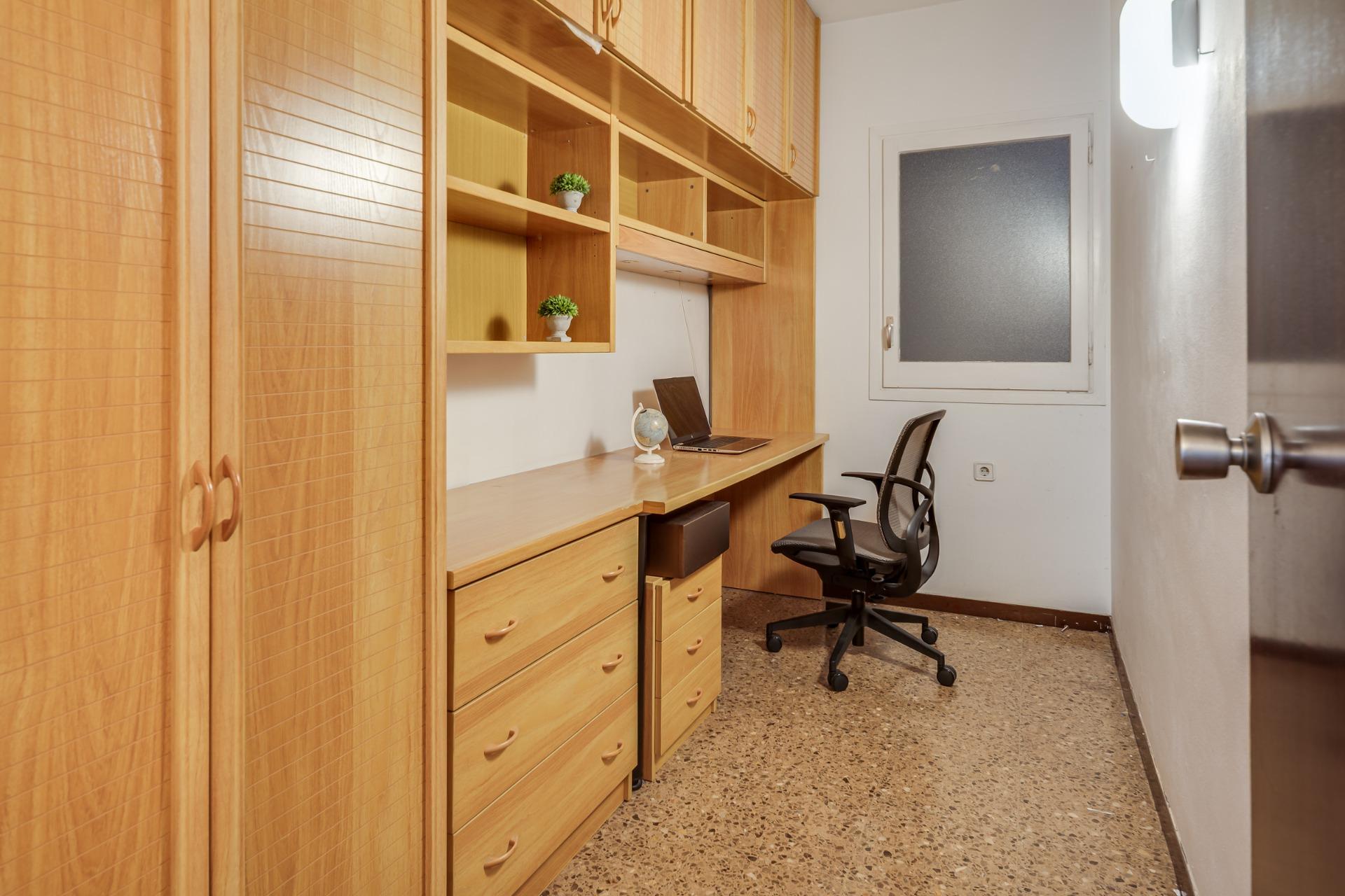 En venda Pis amb 111.00m2, a Barcelona, zona El Putxet i el Farró