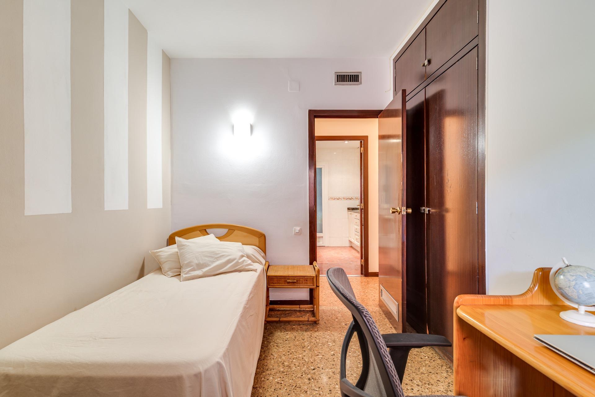 En venda Pis amb 111.00m2, a Barcelona, zona El Putxet i el Farró