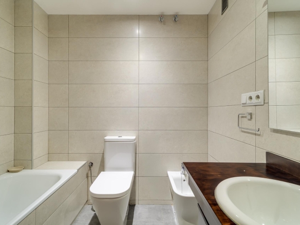 En venda Pis amb 111.00m2, a Barcelona, zona El Putxet i el Farró