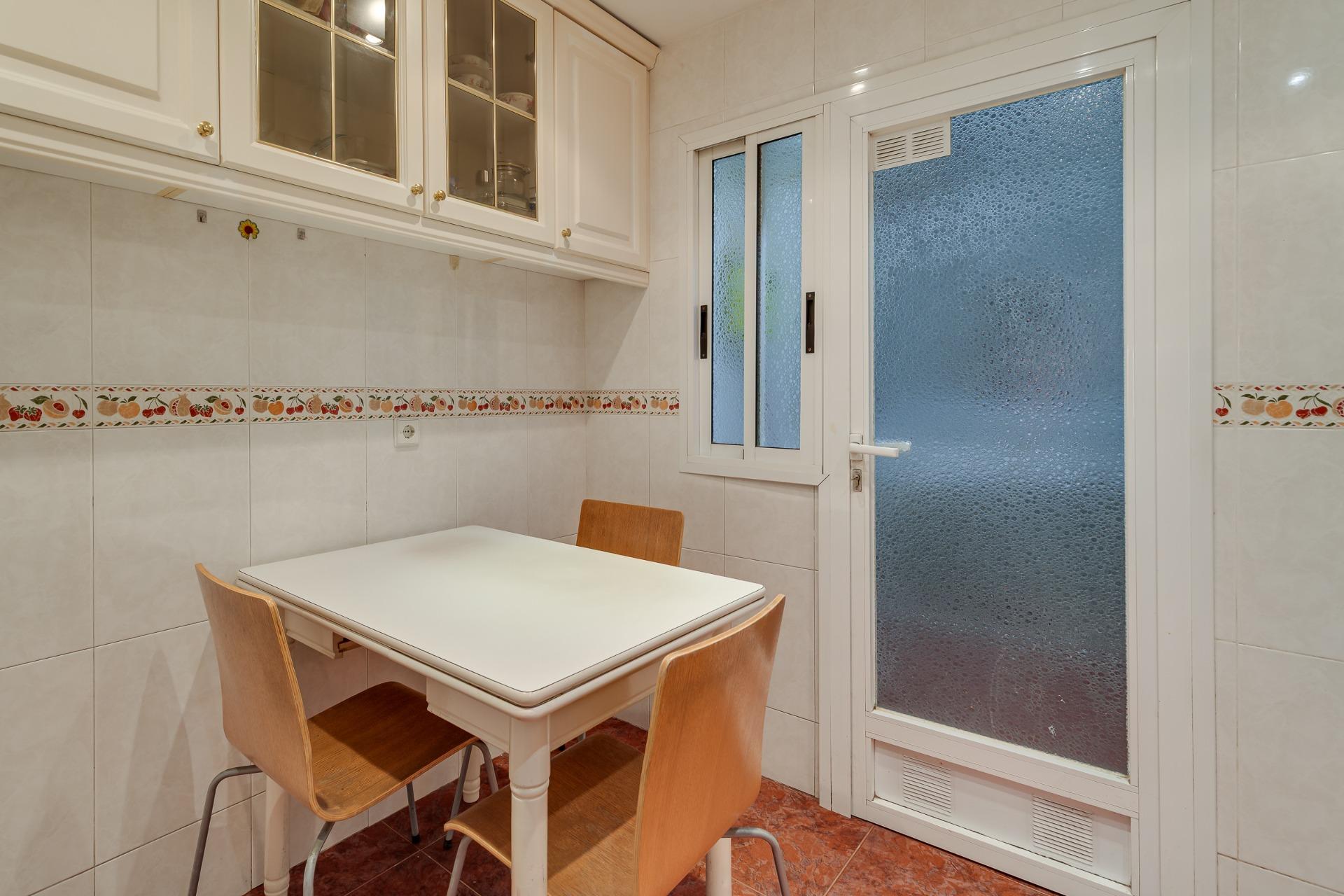 En venda Pis amb 111.00m2, a Barcelona, zona El Putxet i el Farró