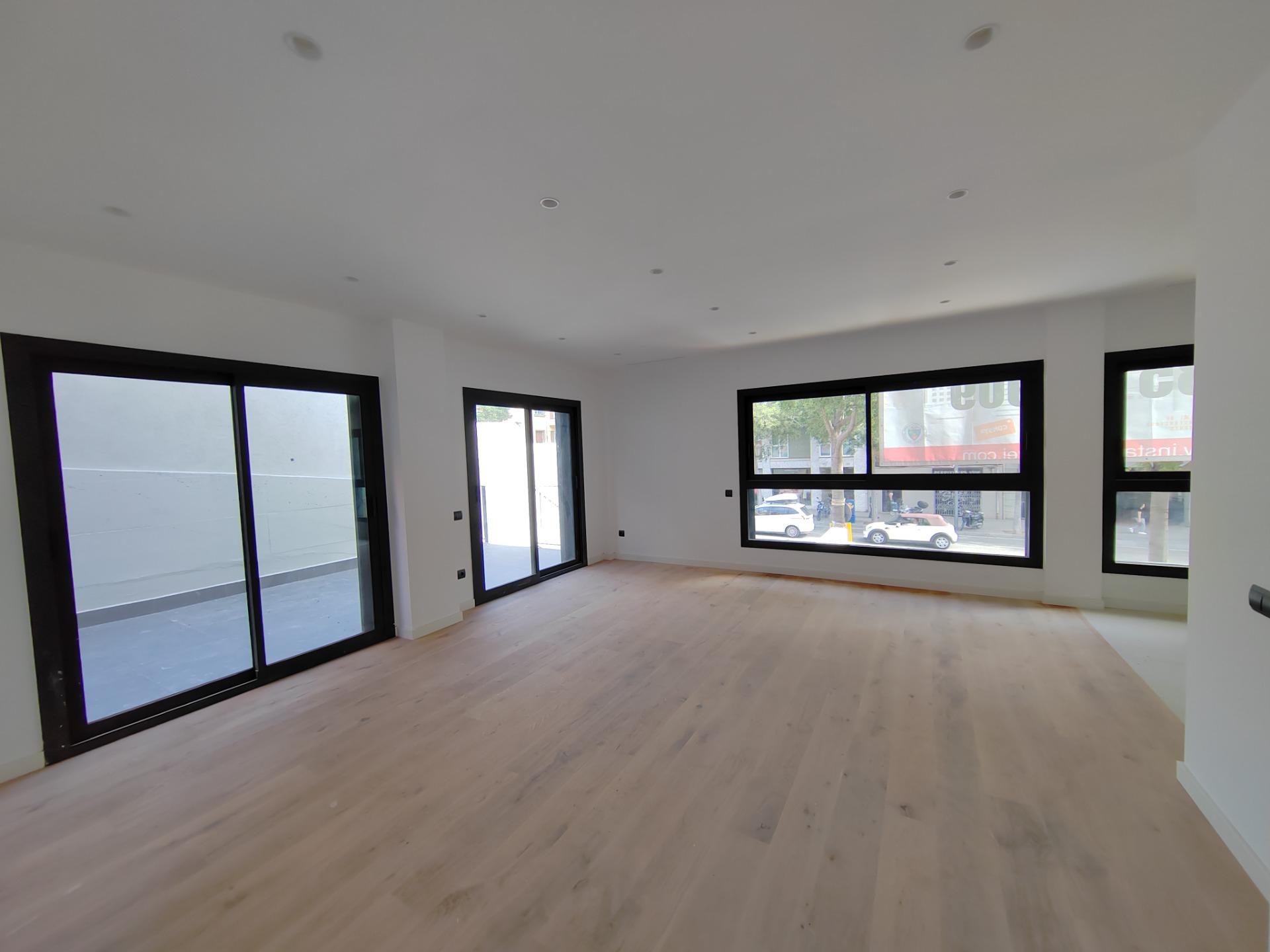 For sale Flat with 104.00m2, in Barcelona