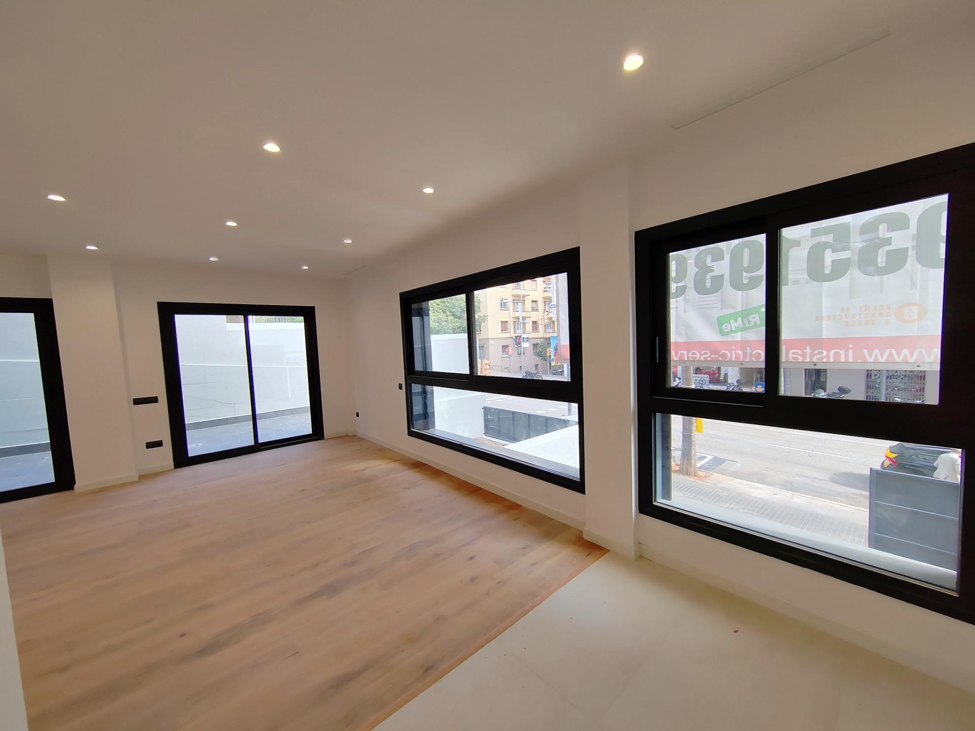 For sale Flat with 104.00m2, in Barcelona
