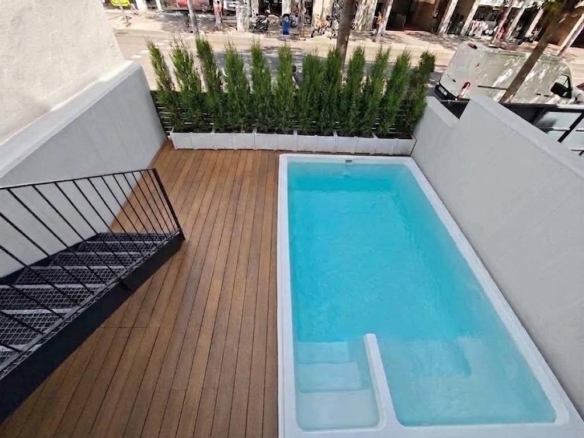 Piso con piscina privada de 171 m² (52 m² de superficie exterior y 119m² construidos). foto 1