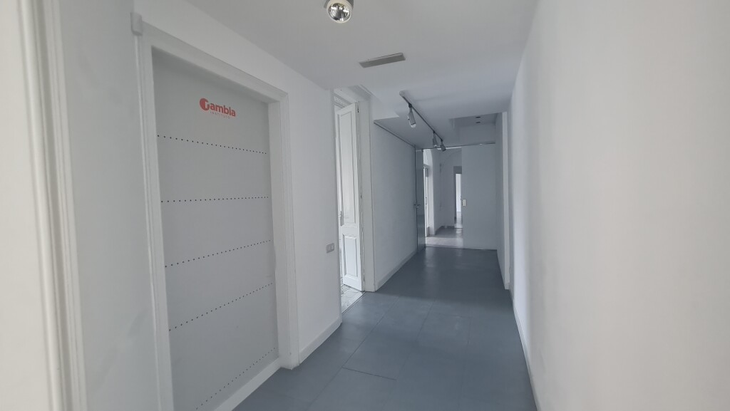 For rent Office with 260.00m2 in EIXAMPLE DRETA, Barcelona