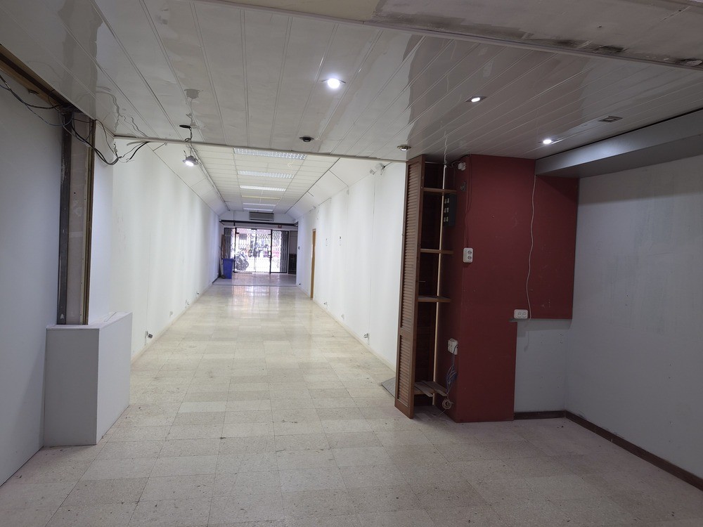 Local comercial en Venta en Barcelona Barcelona SAGRERA