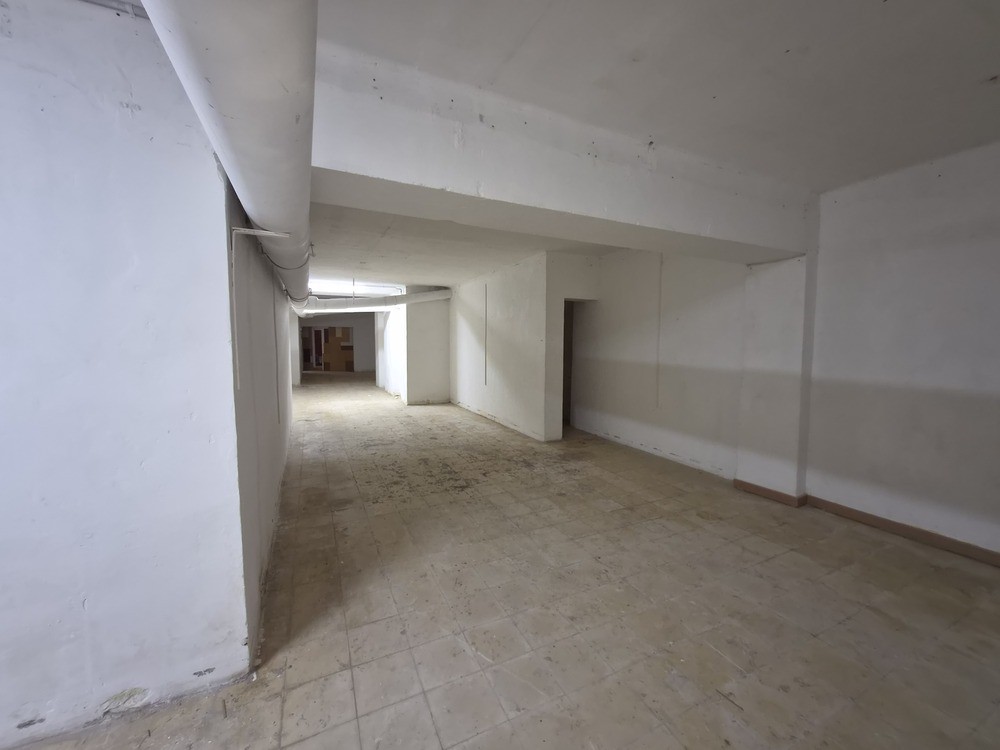 For sale Commercial premises with 515.00m2 in SAGRERA, Barcelona