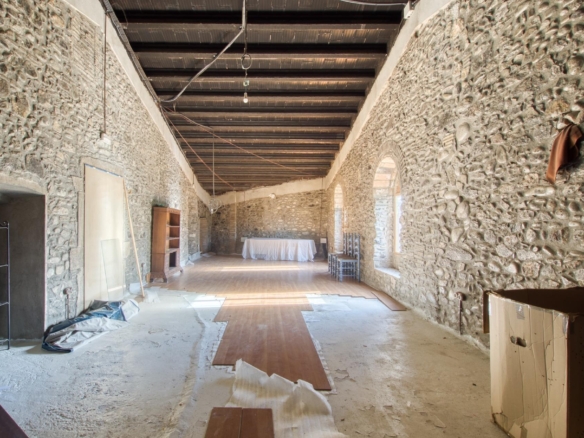 For sale House with 230.00m2, in Sarria de Ter
